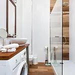 Apartment Comfort *